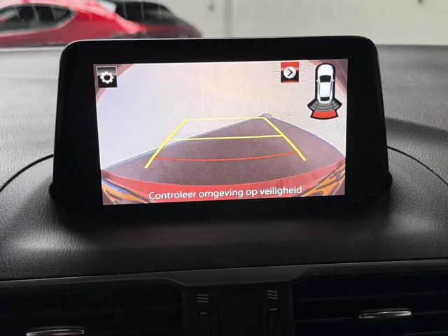 Mazda 3 2.0 SkyActiv-G 165pk SPORTSLINE 2018 Benzine 25