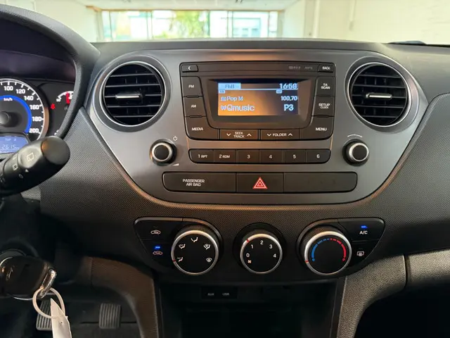 Hyundai i10 1.0i Comfort 2019 Benzine 19