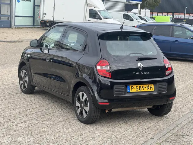 Renault Twingo 1.0 BENZINE 2015 Benzine 4
