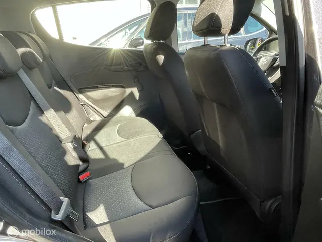 Opel KARL 1.0 ecoFLEX Edition 2015 Benzine 12