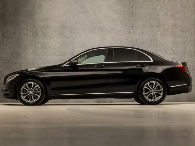Mercedes-Benz C-Klasse 2