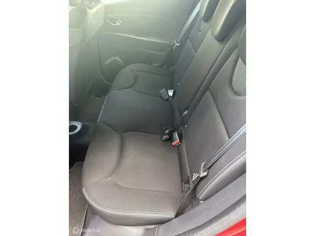 Renault Clio 0.9 TCe Expression 2014 Benzine 16