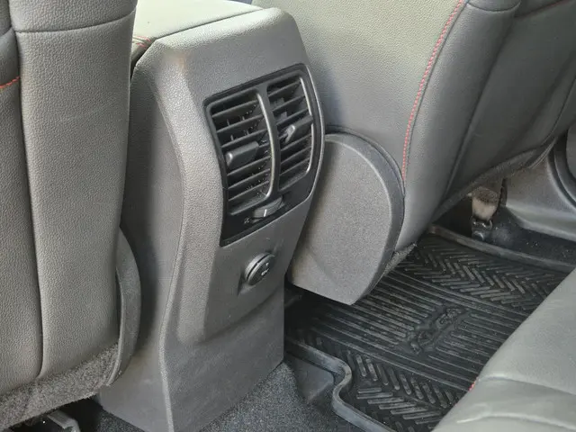 Ford Kuga 1.5 EcoBoost ST Line 2019 Benzine 34