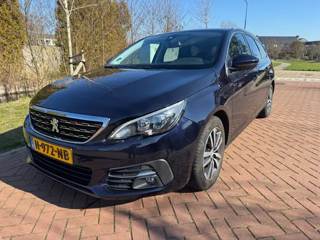 Peugeot 308 2