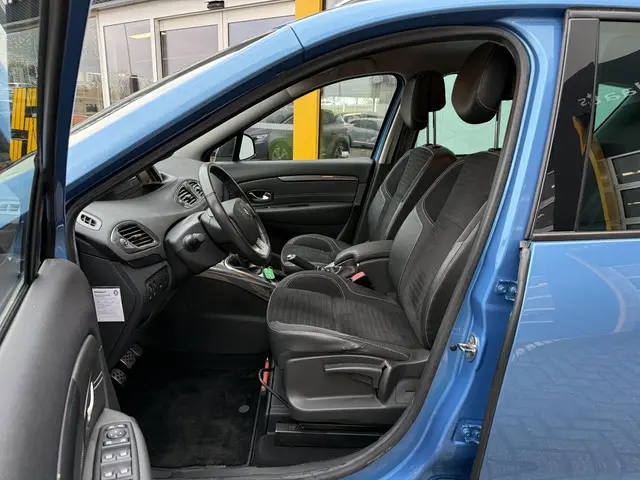 Renault Scénic Xmod 1.2 TCe Bose 2014 Benzine 7