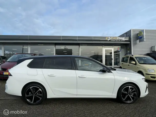 Opel Astra Sports Tourer 1.2 Turbo GS 2024 Benzine 6