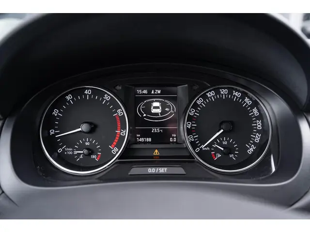 Škoda Rapid Spaceback 1.2 TSI Greentech JOY 2017 Benzine 19