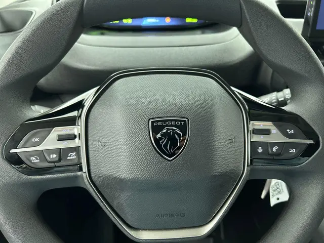 Peugeot Partner 1.5 BlueHDi 100 S&S L2 2024 Diesel 11