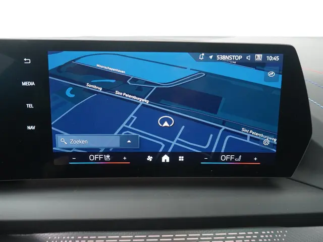 BMW 1 Serie 120 2025 Benzine 14