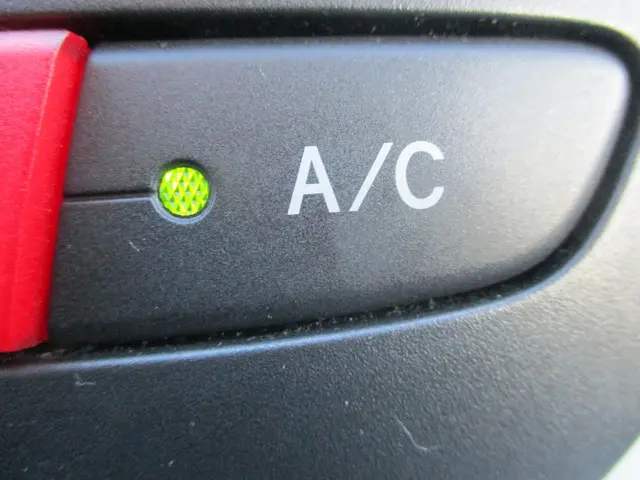 Peugeot 107 1.0 Sportium 5-deurs Airco 2013 Benzine 5