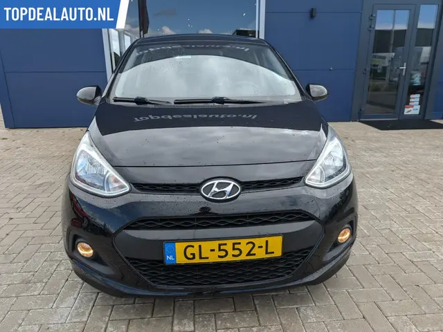Hyundai i10 1.0i i-Motion Comfort 2015 Benzine 11