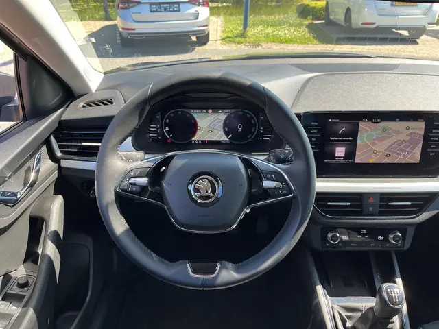 Škoda Scala 1.0 TSI Selection 2023 Benzine 9