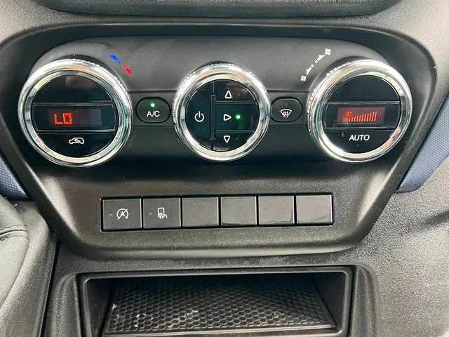 Iveco Daily 35S14 2021 Diesel 14