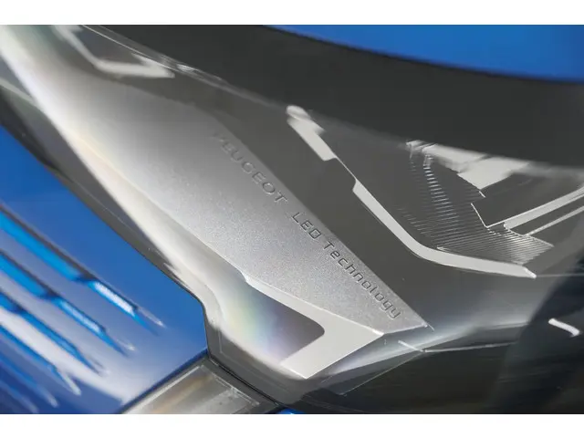 Peugeot 3008 PureTech 130 EAT8 Allure 2022 Benzine 17