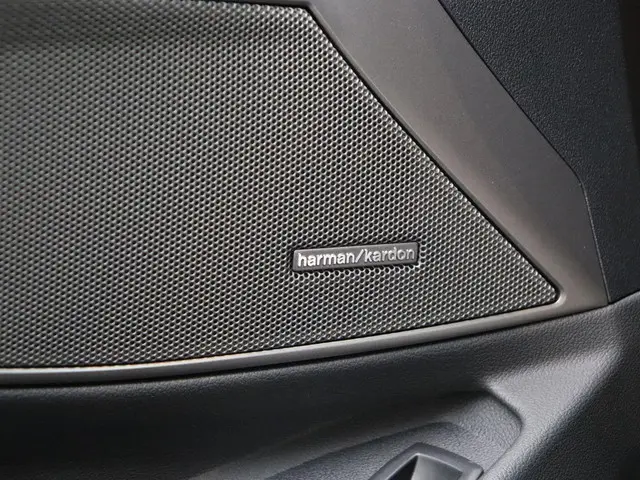 BMW M3 Touring 2023 Benzine 33