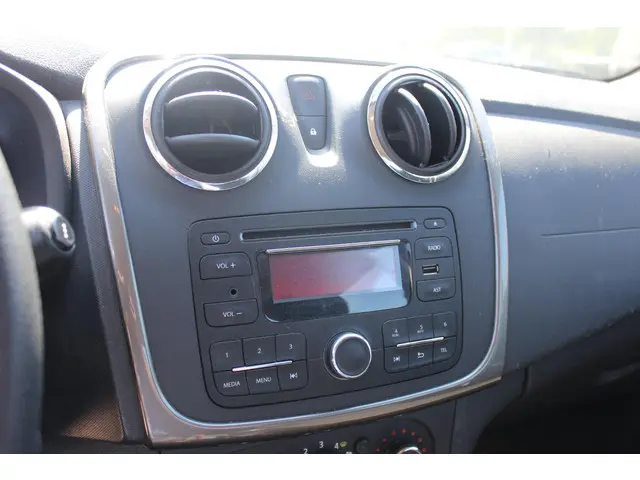 Dacia Sandero 0.9 TCe Lauréate, Airco! 2014 Benzine 13