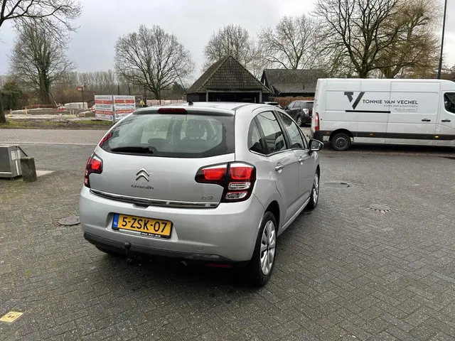 Citroën C3 1.2 PureTech Collection 2015 Benzine 6