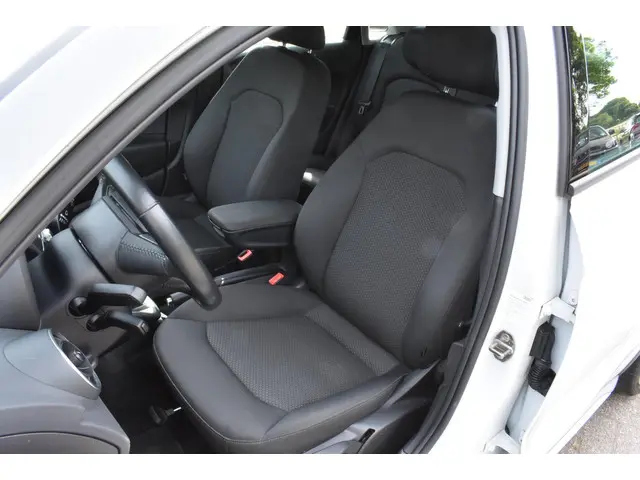 Audi A1 Sportback 1.0 TFSI Active 2018 Benzine 14