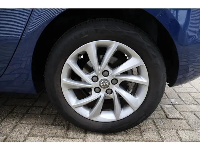 Opel Astra 1.2 Edition 2020 Benzine 19