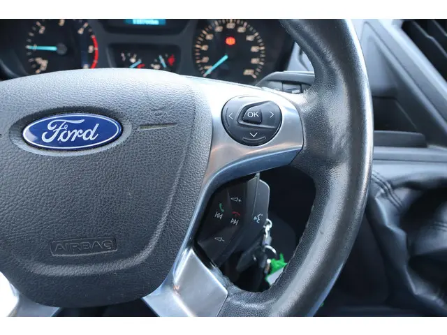 Ford Transit Custom 310 2.2 TDCI L2H1 Trend 2016 Diesel 17