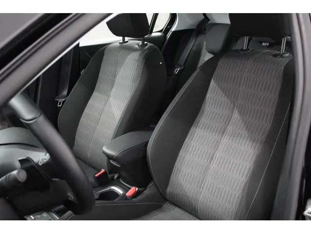 Opel Corsa 1.2 101pk Automaat Edition 2023 Benzine 9