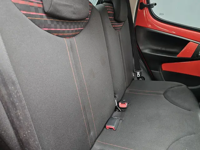 Citroën C1 1.0 Bi-Ton, Airco 2013 Benzine 16