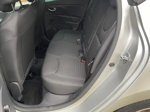 Renault Clio 0.9 TCe Limited 2018 Benzine 19