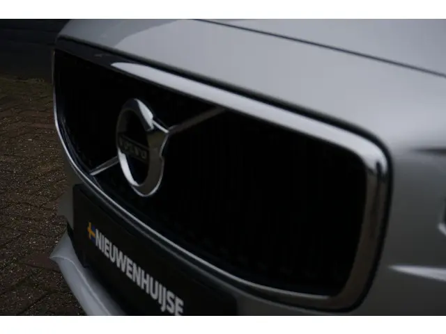 Volvo V90 2.0 T5 Momentum 2019 Benzine 14