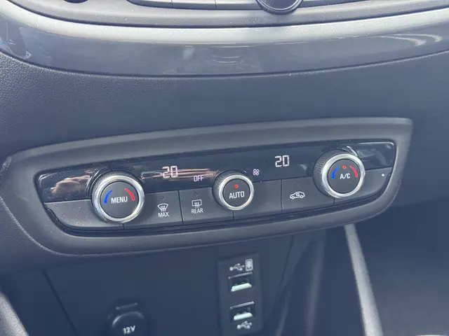 Opel Crossland 1.2 Turbo Elegance 2024 Benzine 25