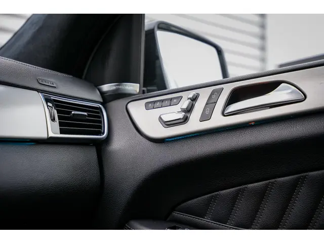 Mercedes-Benz GLE Coupé 43 AMG 4MATIC 2015 Benzine 25