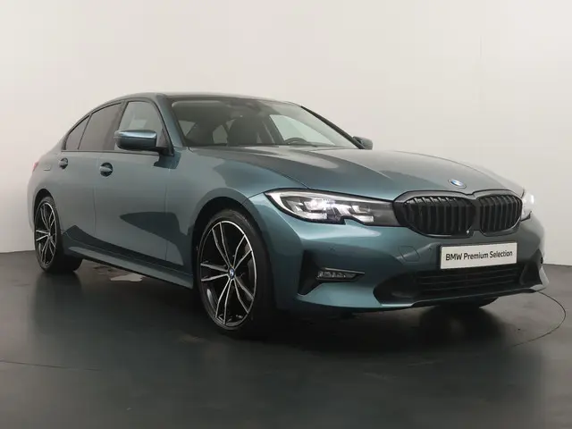 BMW 3 Serie 318i Executive Edition 2020 Benzine 6