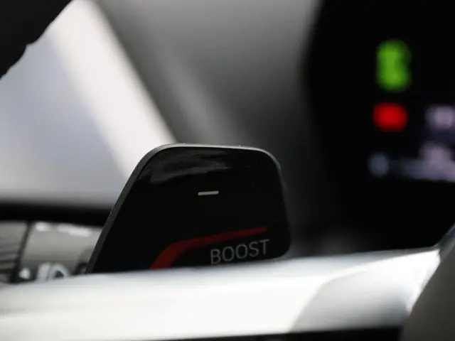 BMW 1 Serie 120 2025 Benzine 33