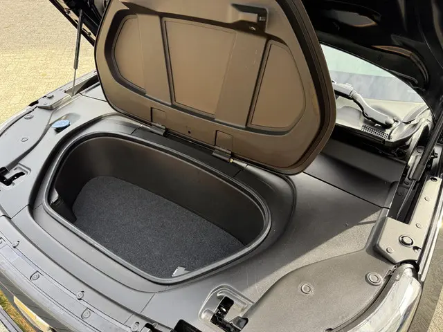 Volvo XC40 Recharge P8 AWD R-Design 2021 Elektrisch 29