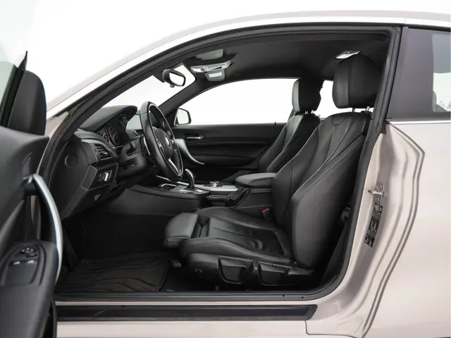 BMW 2 Serie Coupé 220d High Executive 2014 Diesel 8
