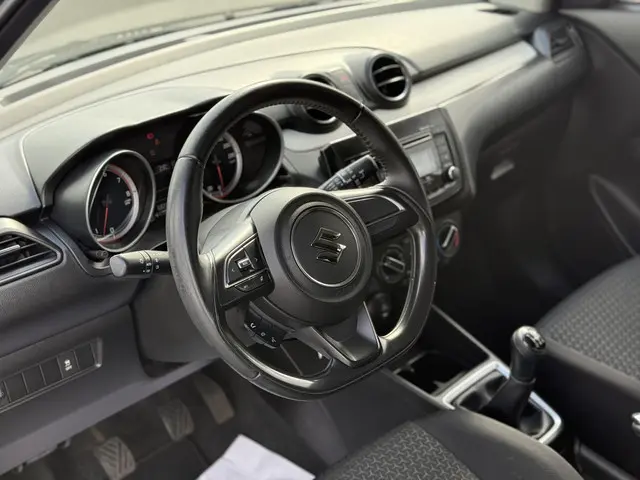 Suzuki Swift 1.2 Select 2018 Benzine 11