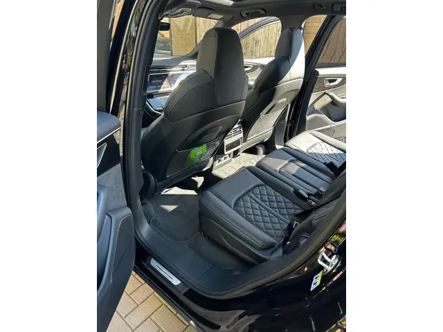 Audi Q7 4.0 TFSI SQ7 quattro 2021 Benzine 4