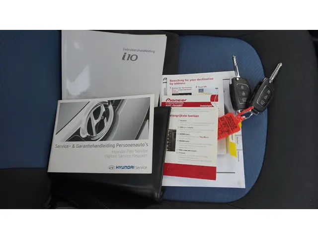 Hyundai i10 1.0i Go! Cruise | Clima | Navi | LMV 2015 Benzine 23