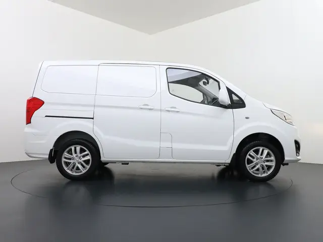 BYD ETP3 Standard 45 kWh 2023 Elektrisch 8