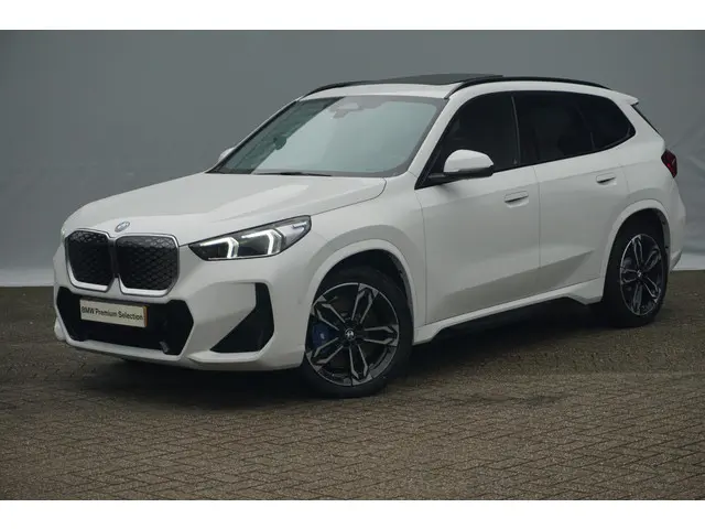 BMW iX1 eDrive20 M Sport 2025 Elektrisch 29