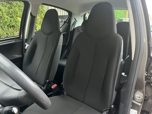 Toyota Aygo 1.0 VVT-i Now Cool Edition 2013 Benzine 14