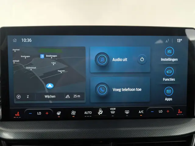 Ford Focus 1.0 EcoBoost Hybrid Active X 2024 Benzine 32