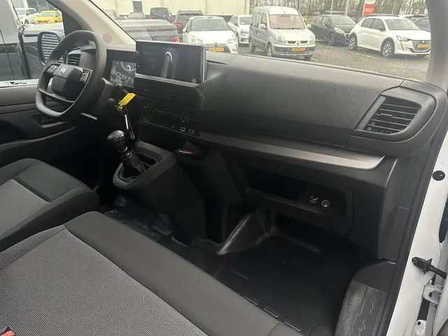 Citroën Jumpy 2.0 BlueHDI 145 S&S L3 2024 Diesel 12