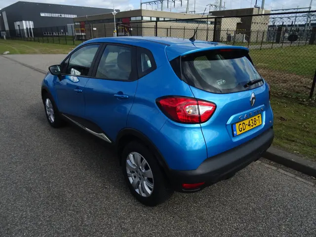 Renault Captur 0.9 TCe Expression 2015 Benzine 3