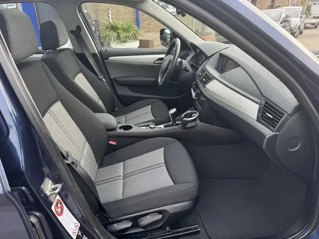 BMW X1 sDrive20i 2012 Benzine 24