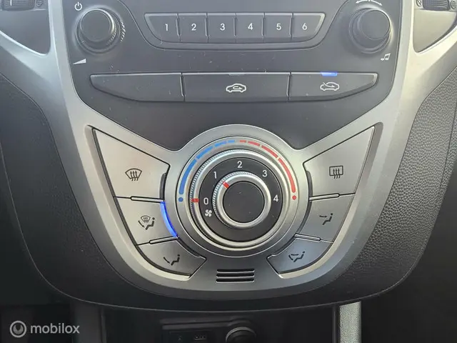 Hyundai ix20 1.4i i-Drive | NAP | Airco 2013 Benzine 14