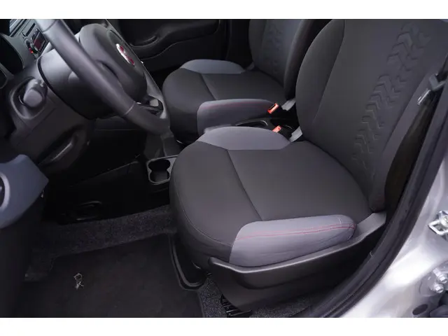 Fiat Panda 0.9 TwinAir Popstar 2018 Benzine 24