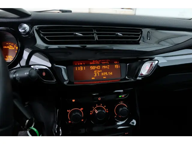Citroën C3 1.2 VTi Collection 2014 Benzine 11
