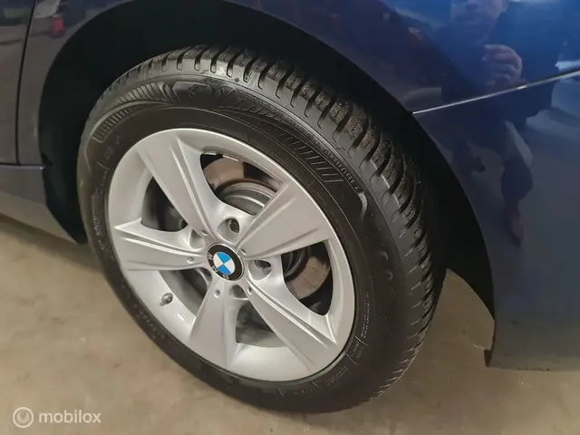 BMW 1 Serie 118i Executive Sportline 2019 Benzine 15