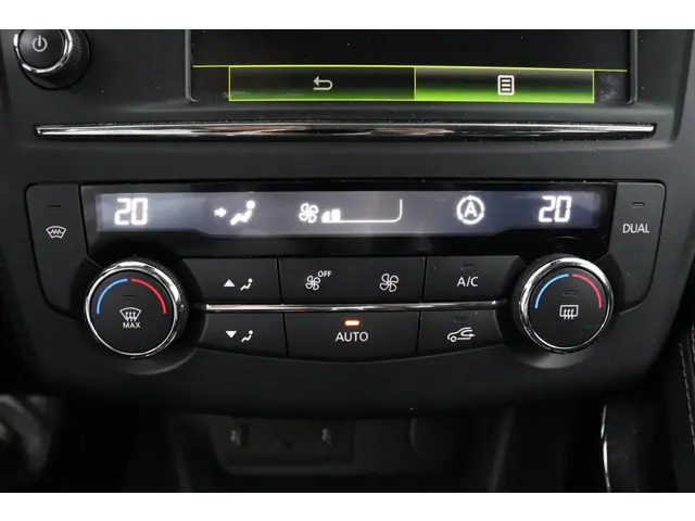 Renault Kadjar TCe 130 EDC Limited 2017 Benzine 22