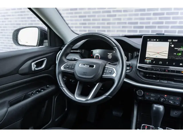 Jeep Compass 1.5T e-Hybrid Limited 2023 Benzine 8